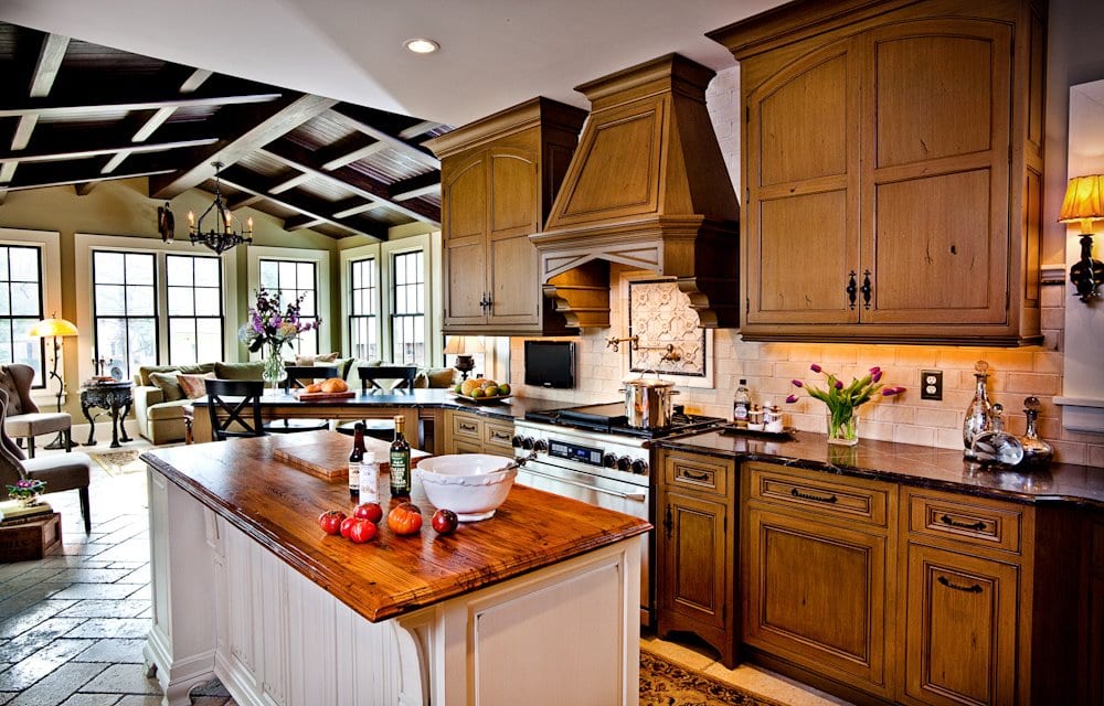 Can lights, undercabinet lighting, and chandeliers light this kitchen 