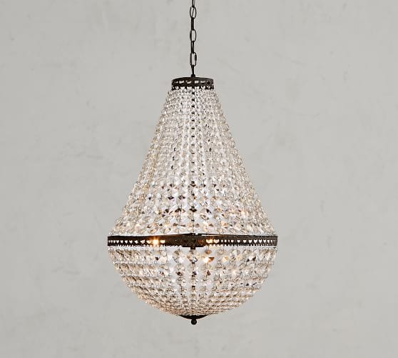 Faceted chandeliers are a great choise in decorative lighting