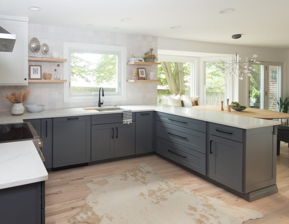 To honor the family’s Scandinavian roots, our goal was to blend functionality and simplicity with natural beauty. Originally, the kitchen was dark and featured several hues of beige. After it’s transformation, this space feels like a breath of fresh air.
