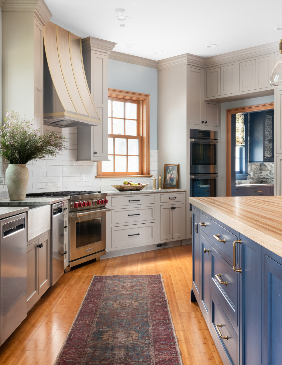 Curated visual reference: Gallery Detail: Transitional Triumph Karr Bick Kitchen Bath Portfolio