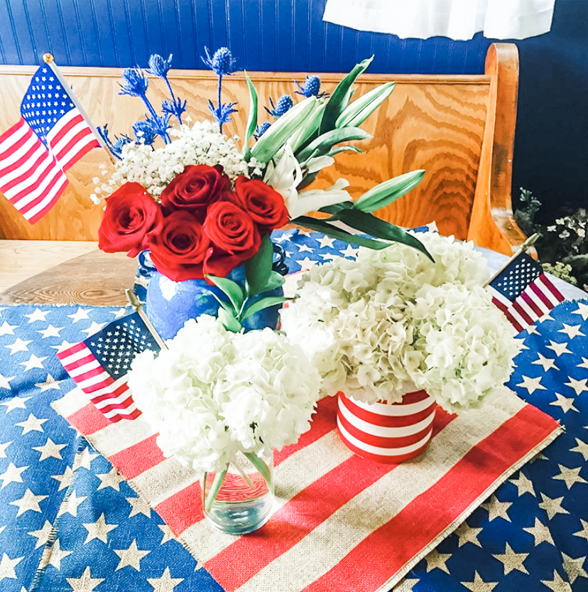 red, white and blue tablscape